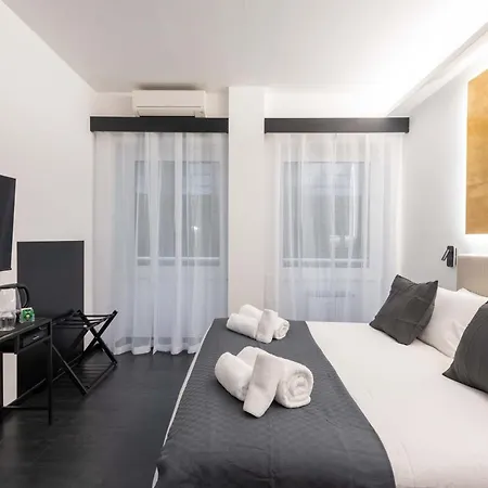 Centro Cdr Luxury Πανσιόν