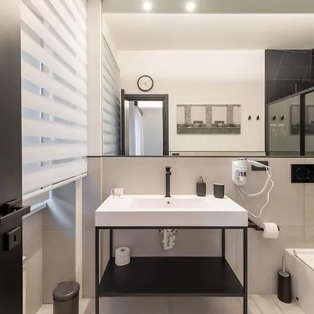 Centro Cdr Luxury 4*