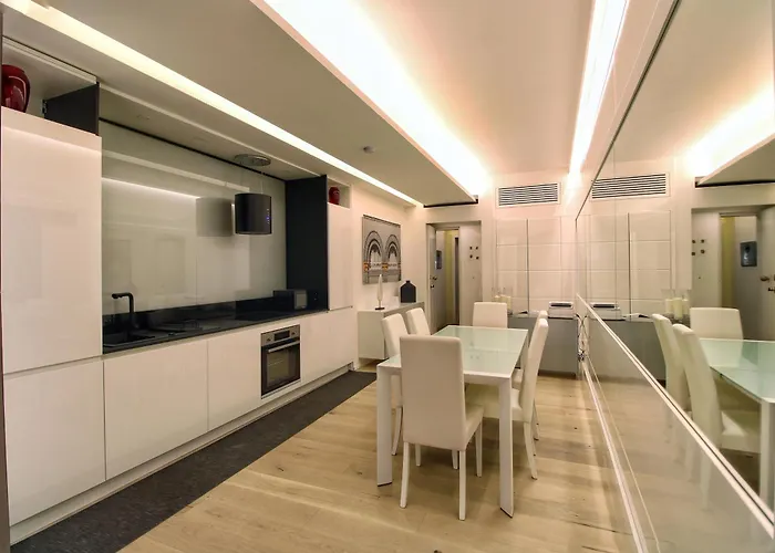 Konukevi Centro Cdr Luxury Roma