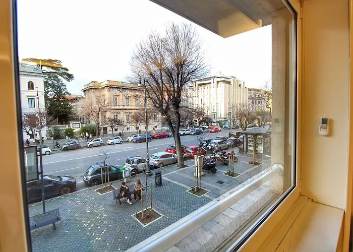 Centro Cdr Luxury 招待所